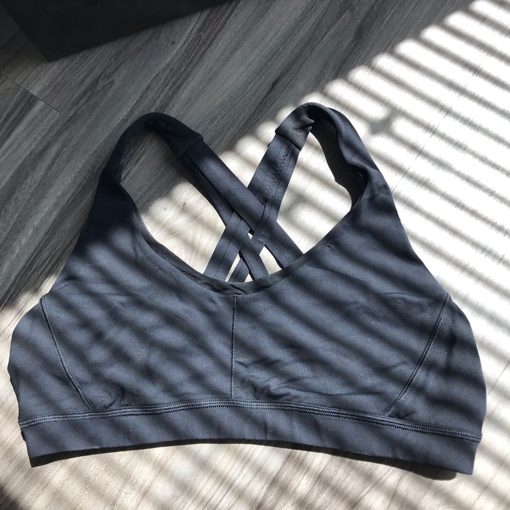 Lululemon “Stash N Run” sports bra. Like new!